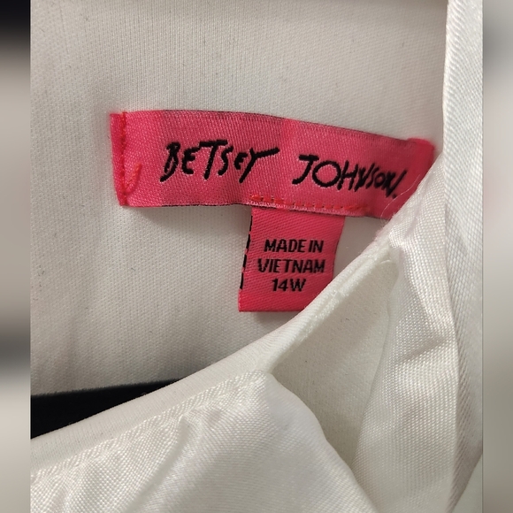 Betsey Johnson White Mini Dress - Picture 5 of 8